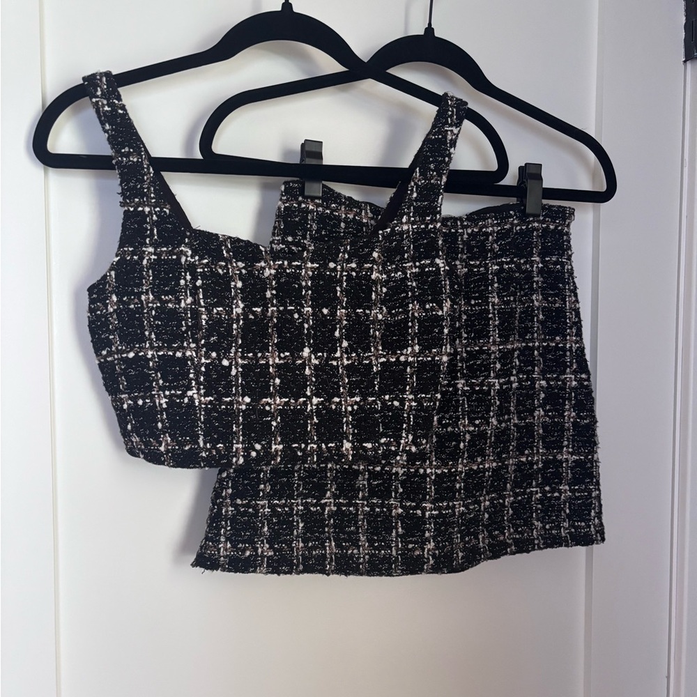 Abercrombie - Textured Check Tweed Crop Top and Skort Set